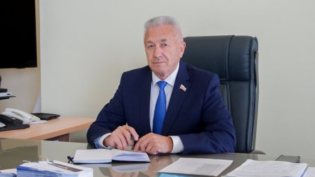 Поздравление председателя Волгоградской областной Думы Александра Блошкина с Днем местного самоуправления