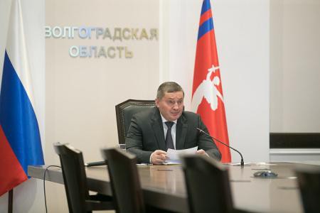 Андрей Бочаров провел оперативное совещание