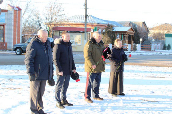 В станице Преображенской почтили память казаков - жертв репрессий